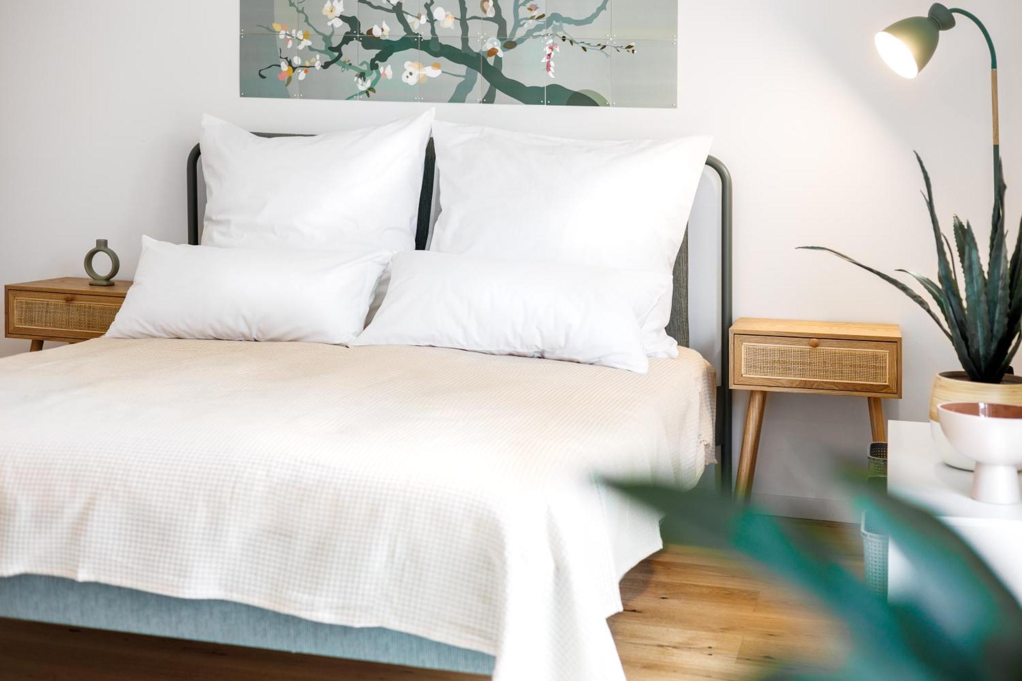 Design-Apartment In Linz Mit Netflix & Balkon 외부 사진
