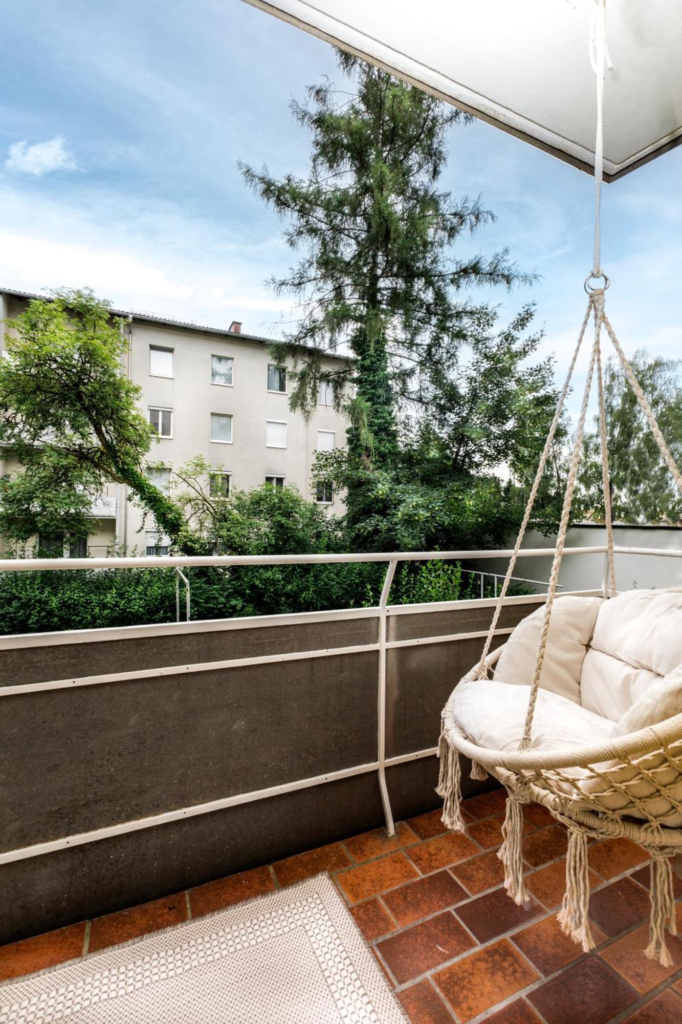 Design-Apartment In Linz Mit Netflix & Balkon 외부 사진